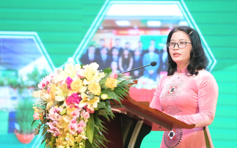 GS.TS Nguyễn Thị Lan - Giám đốc Học viện Nông nghiệp Việt Nam phát biểu tại hội nghị. GS.TS Nguyễn Thị Lan - Giám đốc Học viện Nông nghiệp Việt Nam phát biểu tại hội nghị.