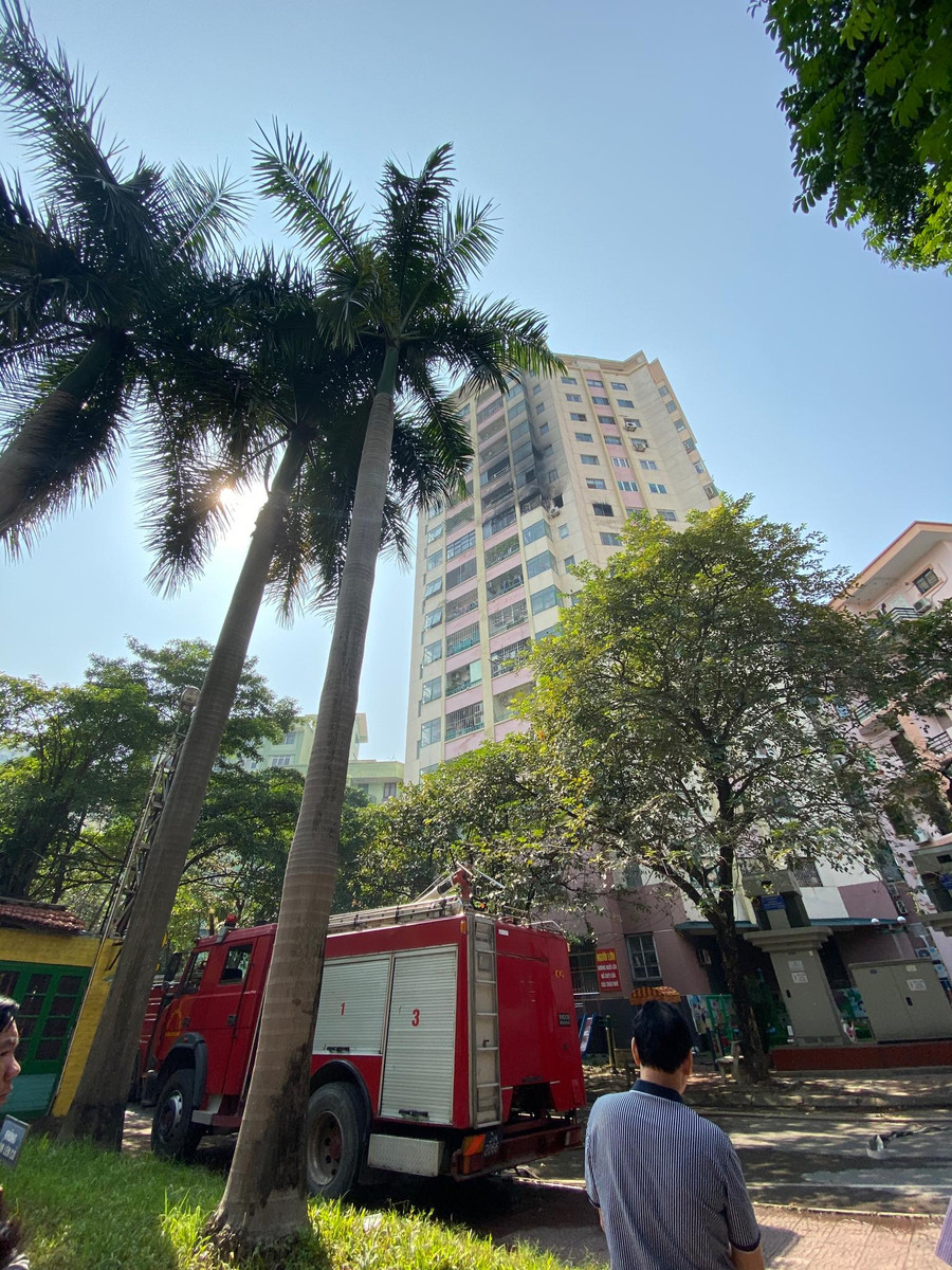 Được biết, khi xảy ra cháy căn nhà tại tầng 10 không có ai ở nhà. Được biết, khi xảy ra cháy căn nhà tại tầng 10 không có ai ở nhà.