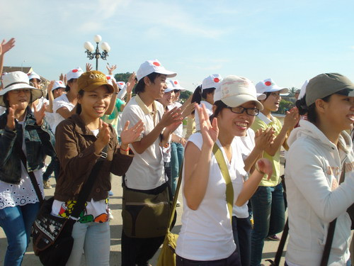 Rạng rỡ những nụ cười trong Ngày đi bộ vì môi trường