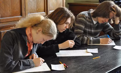 OECD công bố báo cáo "Tầm nhìn giáo dục" - 2010