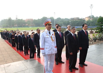 Lãnh đạo Đảng, Nhà nước viếng Chủ tịch Hồ Chí Minh