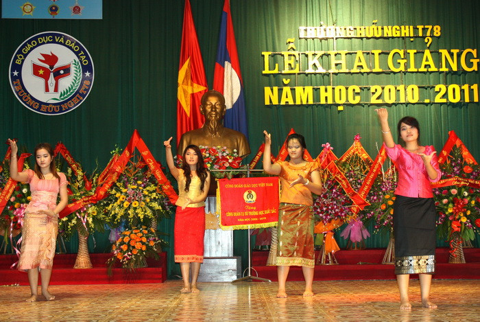 Trường Hữu nghị T78 khai giảng năm học mới 2010- 2011 ảnh 9