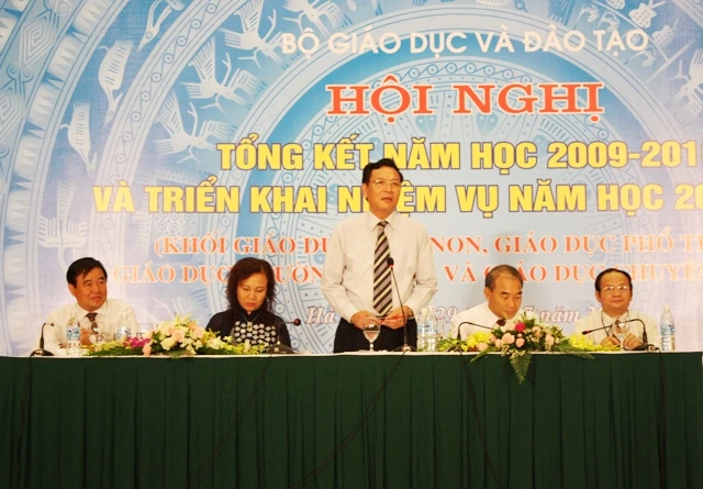 Ban hành quy chế làm việc của Bộ GD&amp;ĐT