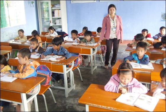 Công bố Báo cáo quốc gia về thực hiện các mục tiêu Phát triển Thiên niên kỷ năm 2010 của VN ảnh 2 VN đã hoàn thành mục tiêu PCGD tiểu học và đang từng bước nâng cao chất lượng PCGD tiểu học