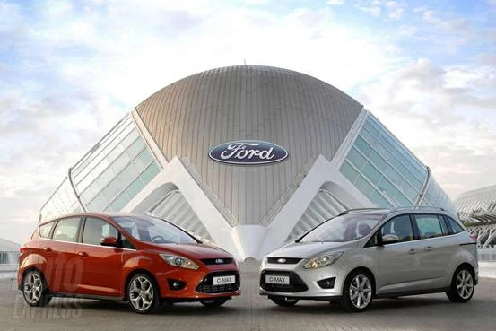 Ford C-MAX đã có giá bán chính thức