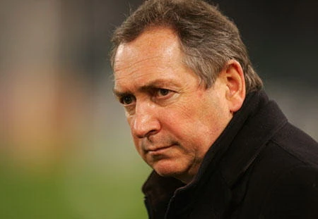 Gerard Houllier sắp tái xuất