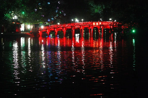 Hà Nội lung linh &quot;Hồn thiêng sông núi&quot;