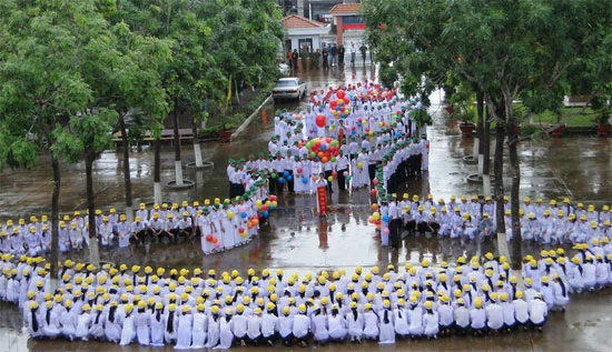 Bộ trưởng Phạm Vũ Luận trả lời phỏng vấn báo chí nhân dịp năm học mới