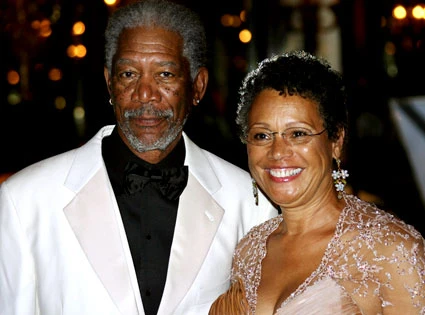 Morgan Freeman đã chính thức ly dị vợ