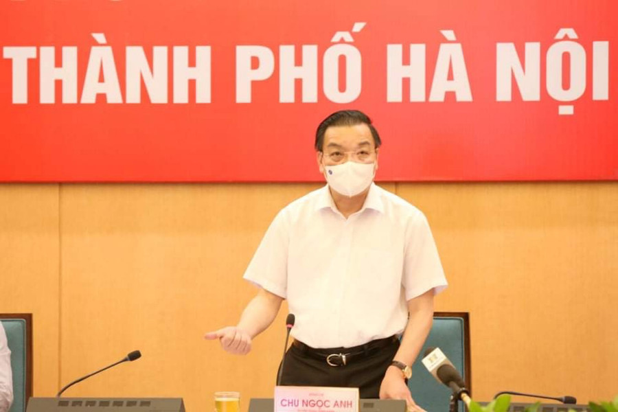 Cuộc họp trực tuyến của Sở Chỉ huy phòng chống Covid-19 Hà Nội với các sở ngành, quận huyện.