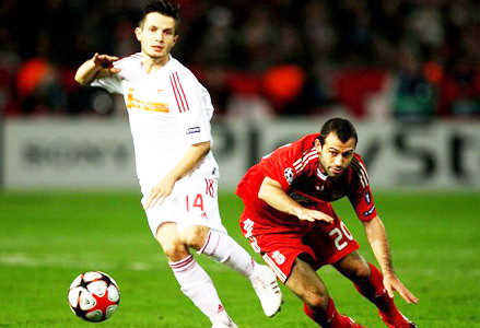 Liverpool (áo đỏ) đã bị hất văng khỏi Champions League Liverpool (áo đỏ) đã bị hất văng khỏi Champions League