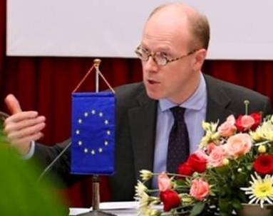 EC cam kết hỗ trợ Việt Nam phát triển KT-XH ảnh 1 EC cam kết hỗ trợ Việt Nam phát triển KT-XH ảnh 1