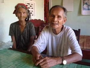 Hai vợ chồng cụ Hồ Ngọc Ký