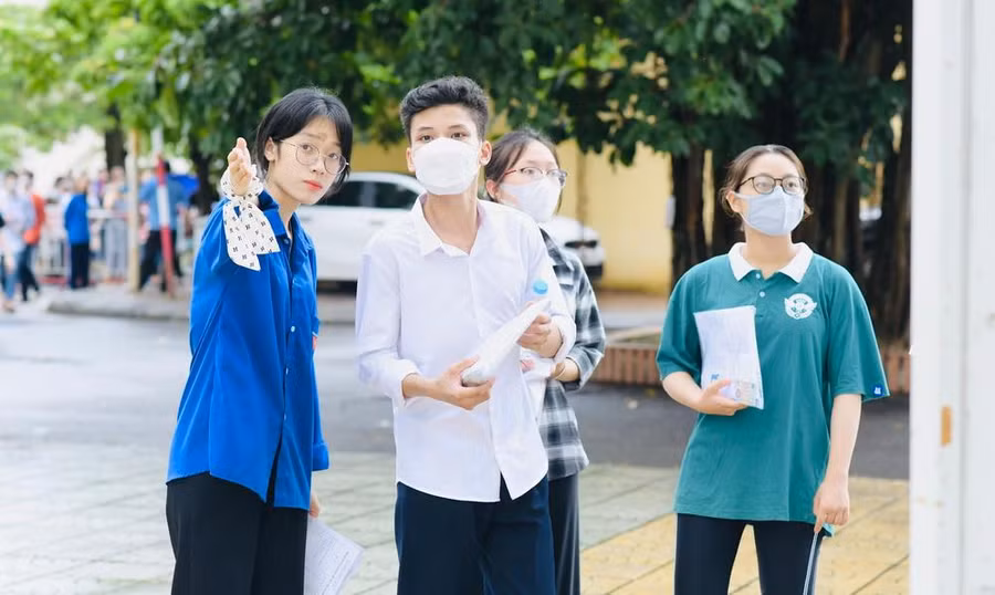 Thí sinh tham dự Kỳ thi đánh giá tư duy năm 2022 của Trường ĐH Bách khoa Hà Nội