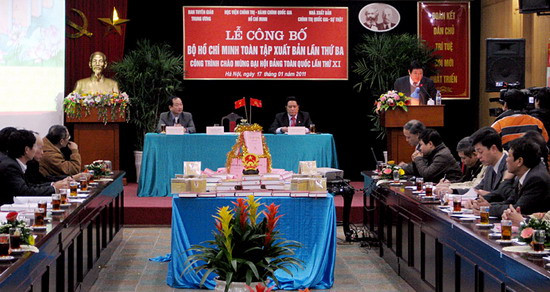 Công bố bộ sách Hồ Chí Minh toàn tập ảnh 1 Quang cảnh Lễ công bố