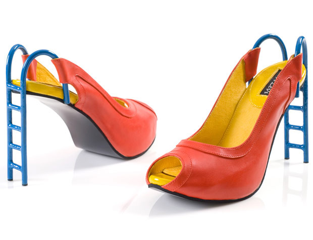 Những hình ảnh ấn tượng trong tuần ảnh 7 These wearable creations are part of a new collection of high heels by designer Kobi Levi. His latest creations include a children’s slide, with the heel designed to look like a ladder (above) and a pair of heels inspired by pop queen Madonna