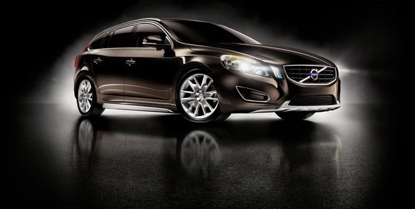 Chiếc xe hybrid đầu tiên của Volvo - V60 Plug in