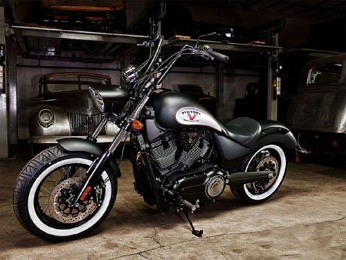 2012 Victory High-Ball - ấn tượng phong cách Bobber