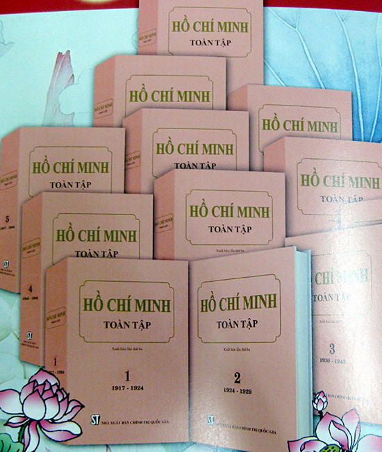 Công bố bộ sách Hồ Chí Minh toàn tập ảnh 2 Công bố bộ sách Hồ Chí Minh toàn tập ảnh 2