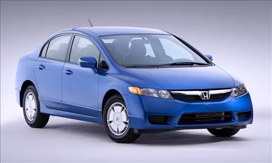 Những mẫu xe 2011 tiết kiệm nhiên liệu nhất ảnh 4