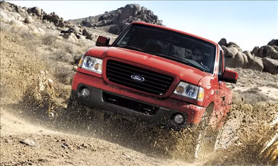 Những mẫu xe 2011 tiết kiệm nhiên liệu nhất ảnh 9