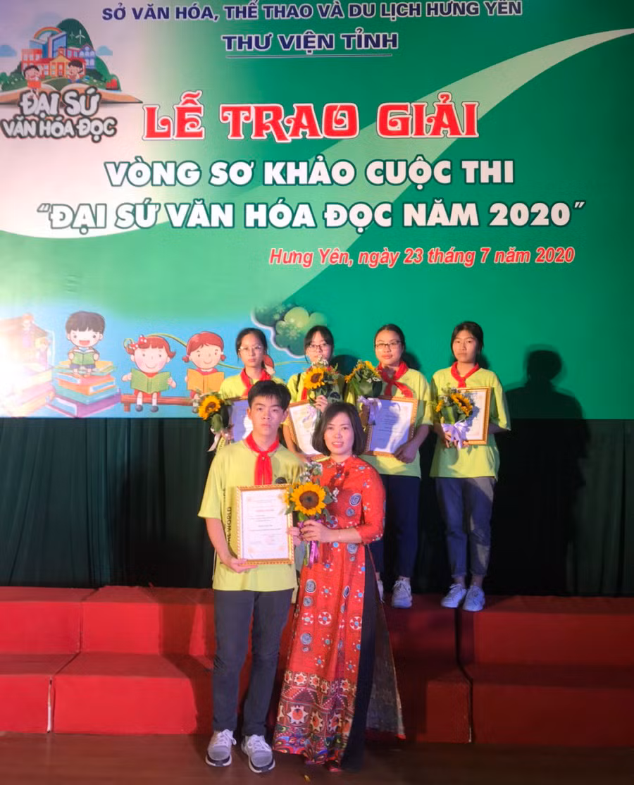 Cô Hương là người thắp sáng ước mơ tuổi học trò