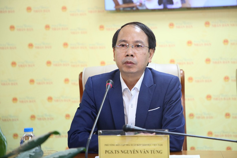 PGS.TS Nguyễn Văn Tùng. PGS.TS Nguyễn Văn Tùng.