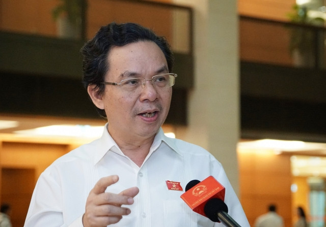 Đại biểu Hoàng Văn Cường (Đoàn ĐBQH TP Hà Nội).