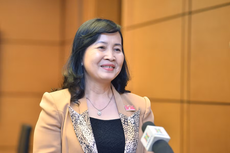 Đại biểu Trần Thị Thu Đông (Đoàn ĐBQH tỉnh Bạc Liêu).