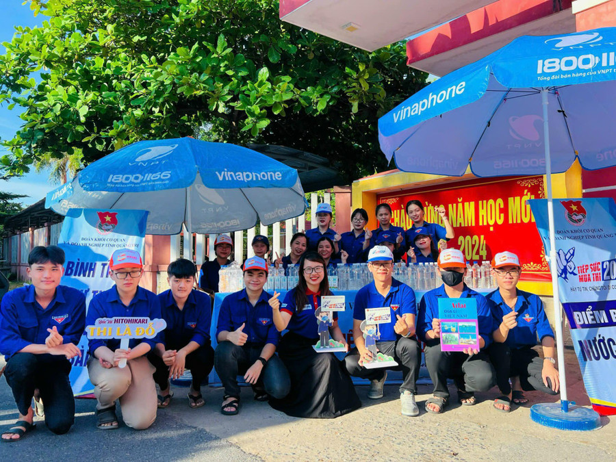 Các đội hình tiếp sức mùa thi tại 26 điểm thi thể hiện sức trẻ, trách nhiệm của tuổi trẻ Quảng Trị đối với xã hội, với các thí sinh.