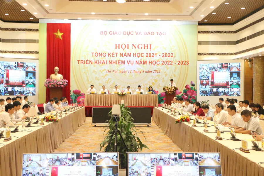 Hội nghị tổng kết năm học 2021-2022, triển khai nhiệm vụ năm học 2022-2023