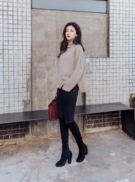 12 cach mac kieu Han Quoc voi mot chiec ao len co lo - Anh 3