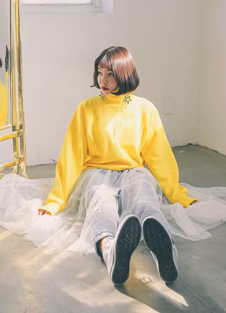 12 cach mac kieu Han Quoc voi mot chiec ao len co lo - Anh 11