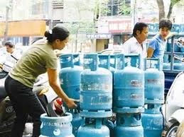 Ngày mai (1/3): Giá gas tăng thêm 52.000 đồng/bình 12kg