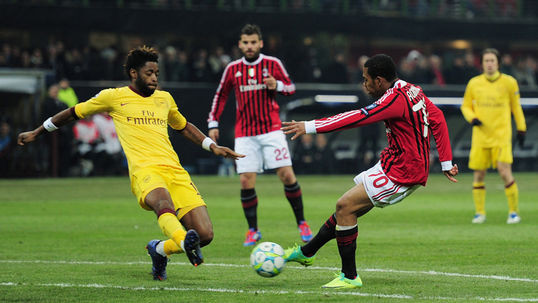 Robinnho có cú đúp cho riêng mình