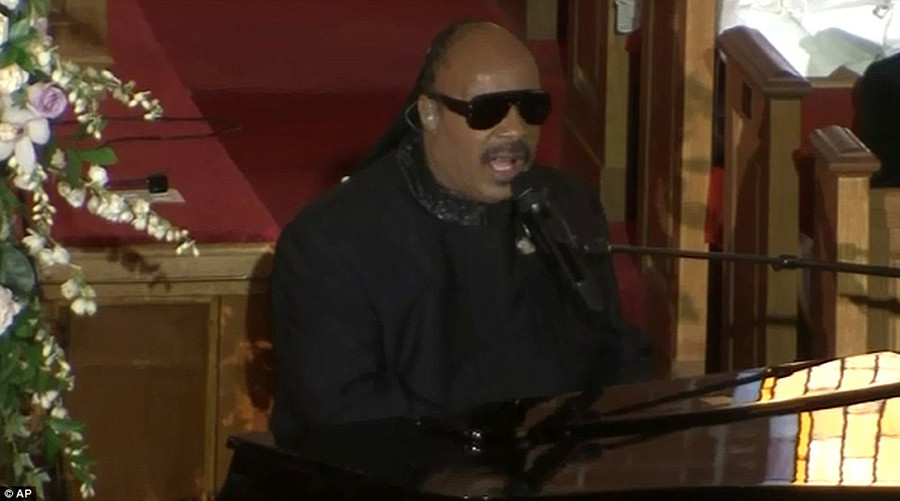 Legend: Stevie Wonder said in his fantasy world he had a crush on Whitney before serenading the audience with Ribbons In The Sky Read more: http://www.dailymail.co.uk/news/article-2102985/Whitney-Houston-Funeral-A-galaxy-stars-gather-New-Jersey-say-goodbye-pop-legend.html#ixzz1mnDgKPE0