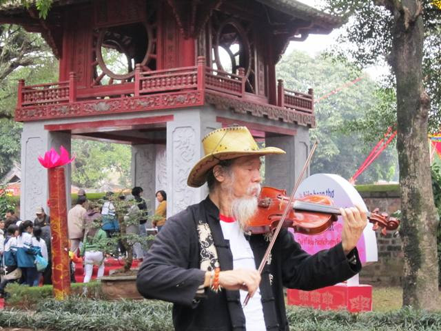 phút ngẫu hứng của một nghệ sĩ