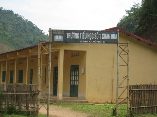 Cảnh vắng lặng là "đặc trưng" ở các điểm trường bởi thường được đặt ở các bản nằm sâu, xa Vắng vẻ cuộc sống nơi các điểm trường