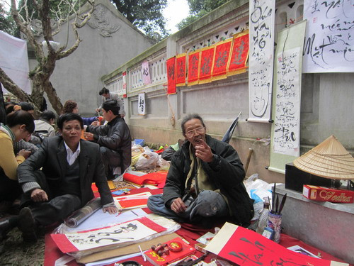 Góc sân thơ của nhà thơ Văn Thùy