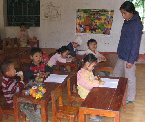 Việc dạy học tại các điểm trường thường vất vả, khó khăn hơn Tại các điểm trường, sĩ số học sinh thường ít