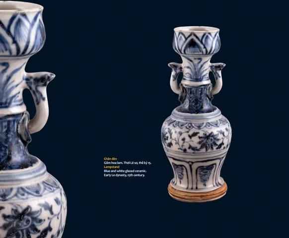 Chân đèn, gốm hoa lam, đời Lê Sơ, thế kỳ 15.
