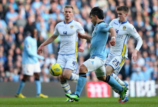 Manchester City thắng đậm Leeds tại Cup FA