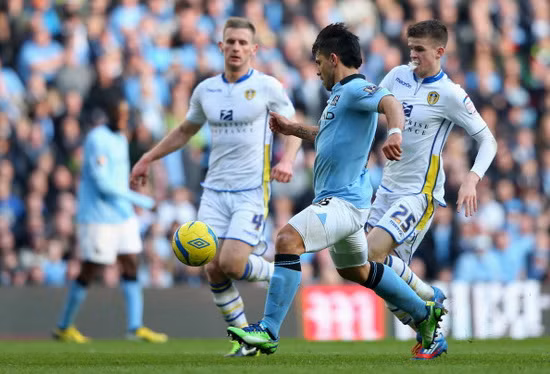 Manchester City thắng đậm Leeds tại Cup FA