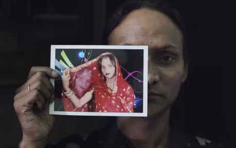 Dang sau moi cau noi 