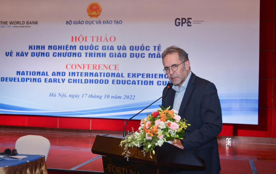 Ông Christophe Lemiere, quyền Giám đốc điều hành Ngân hàng Thế giới tại Việt Nam. Ông Christophe Lemiere, quyền Giám đốc điều hành Ngân hàng Thế giới tại Việt Nam.