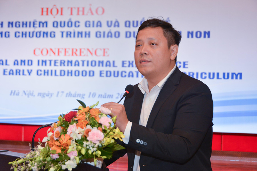 GS Lê Anh Vinh : Chương trình kế thừa hiện hành và tiếp cận với GDPT 2018, giao quyền mạnh hơn cho địa phương. GS Lê Anh Vinh : Chương trình kế thừa hiện hành và tiếp cận với GDPT 2018, giao quyền mạnh hơn cho địa phương.