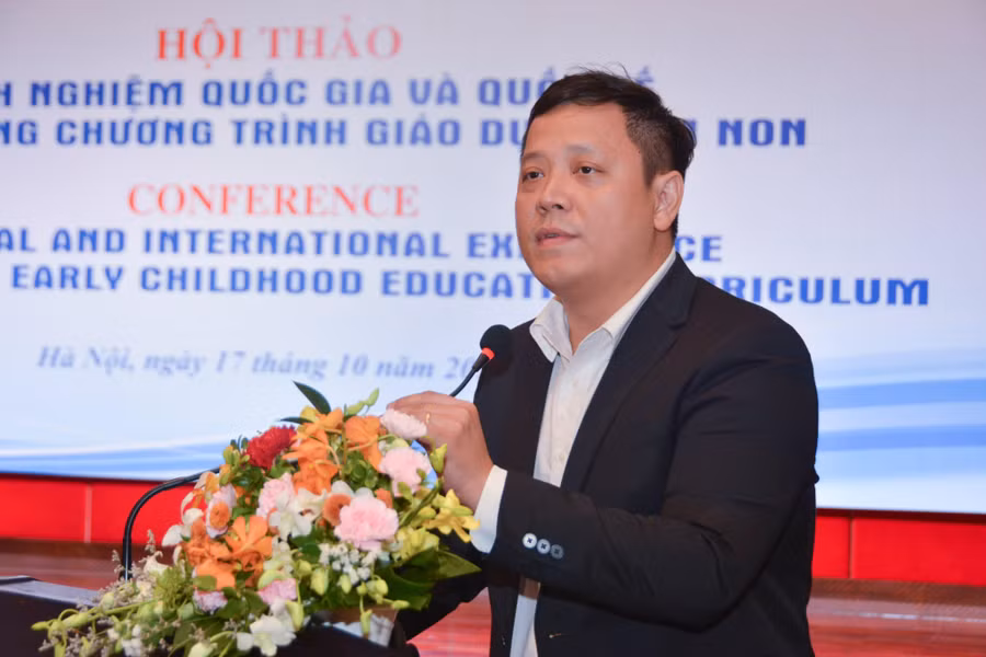 GS Lê Anh Vinh : Chương trình kế thừa hiện hành và tiếp cận với GDPT 2018, giao quyền mạnh hơn cho địa phương.