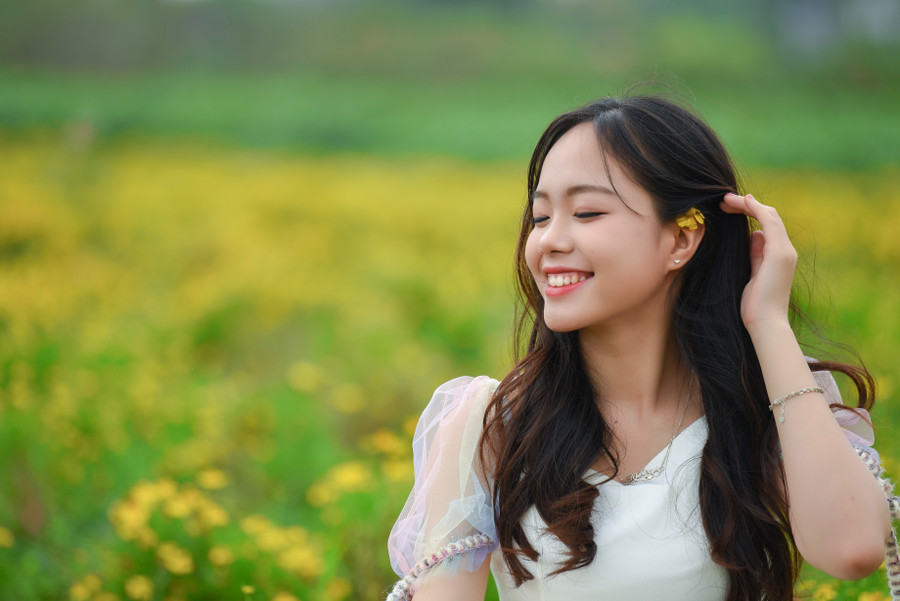 Là một cô gái năng động nên Như Quỳnh rất tích cực tham gia các hoạt động tập thể trong và ngoài trường.