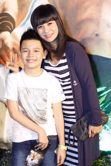 Nhung nghe si Viet vuot qua noi dau cua cuoc hon nhan ngan ngui - Anh 3