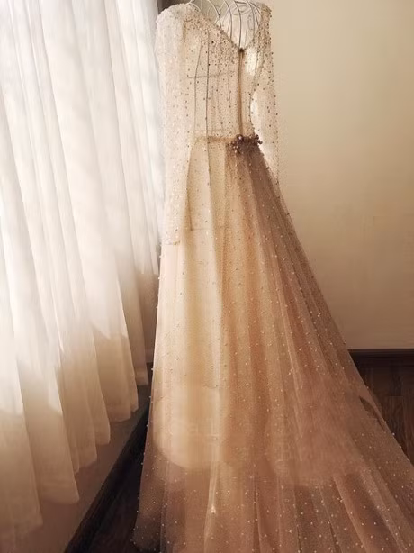 Dan mang tram tro ve vay cuoi 